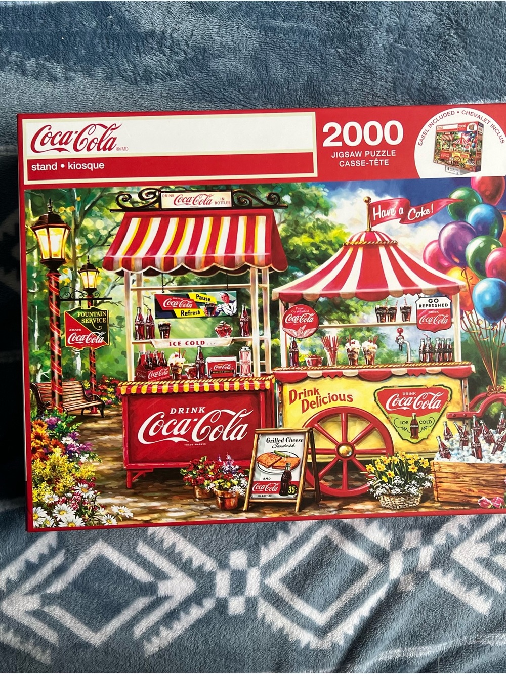 Coca Cola Red, White & Yellow 2000-Piece Stand Jigsaw Puzzle